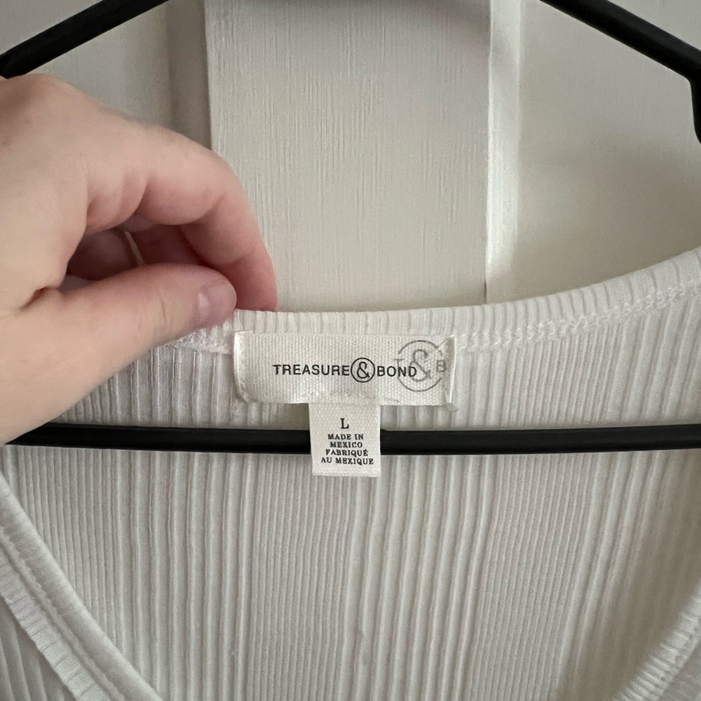 White Ribbed Top - Picture 2 of 3